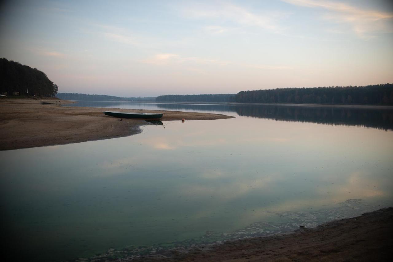 Domek W Lesie Nad Zalewem Chancza 外观 照片